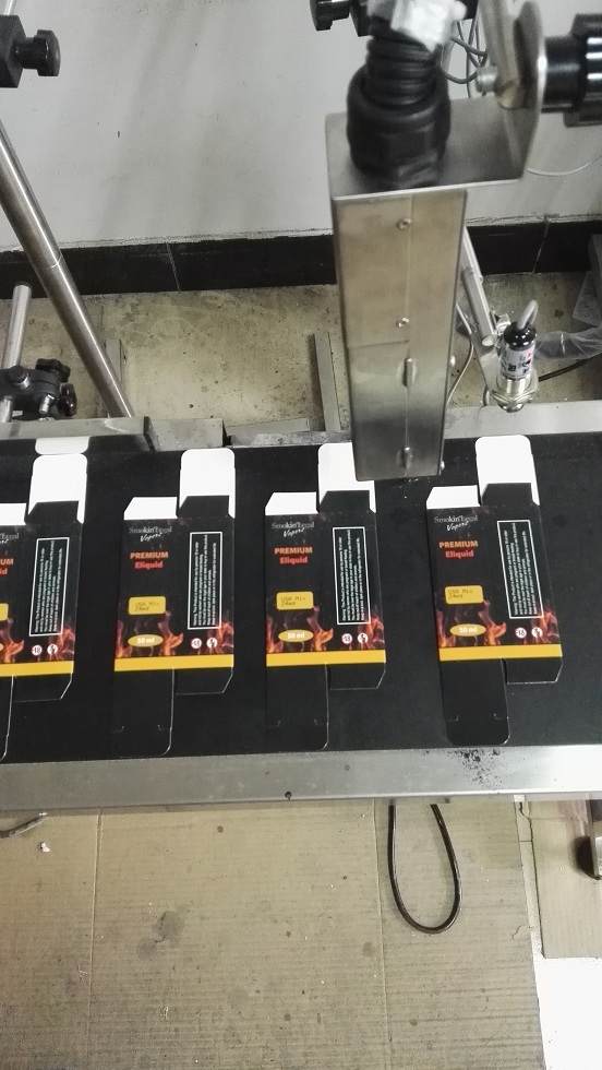 小字符噴碼機(jī)深圳噴碼機(jī)電子噴碼機(jī)