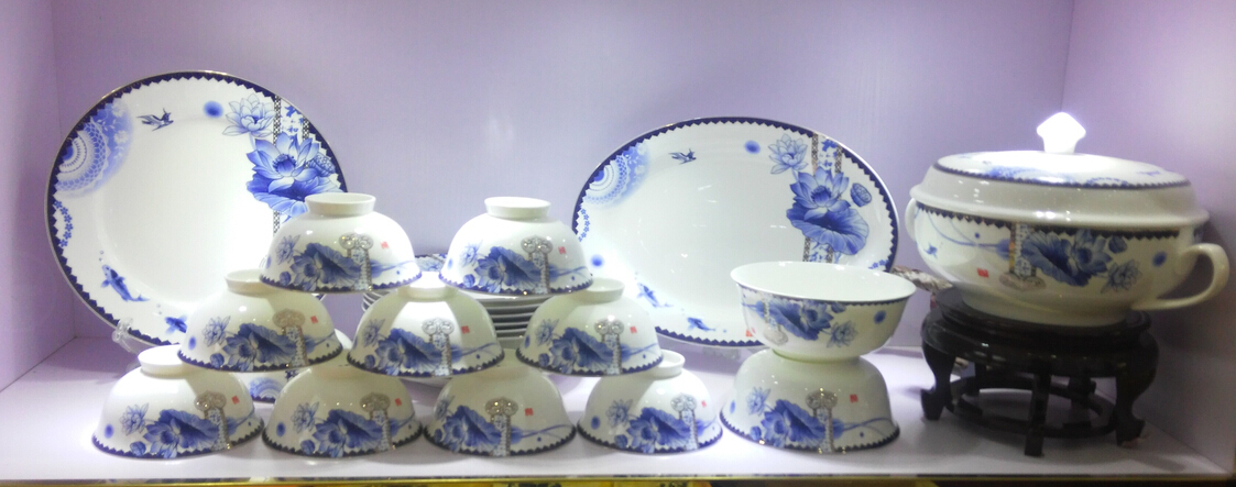 萬(wàn)業(yè)陶瓷*青花瓷禮品餐具 陶瓷餐具，餐具批發(fā)價(jià)格，陶瓷餐具批發(fā)廠家