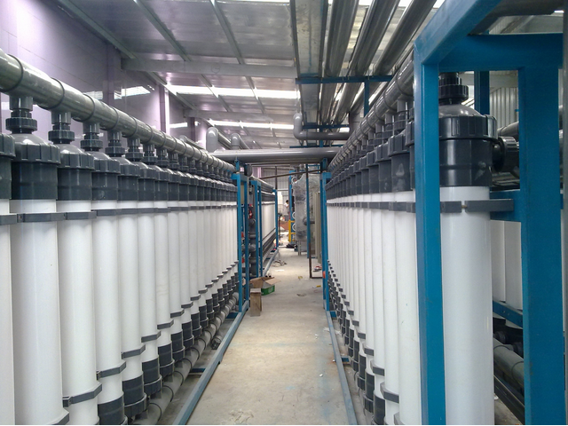 印染廢水處理 蘇州污水處理 印染電鍍污水廢水回用設(shè)備及工程 超濾反滲透過濾設(shè)備 一體化污水處理成套設(shè)備