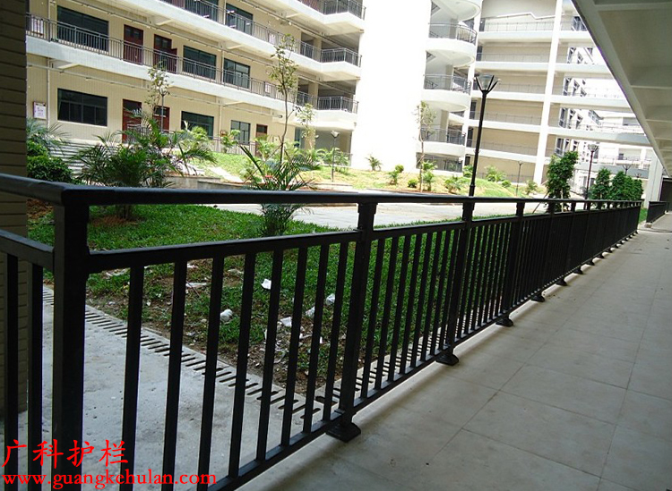 廠家直銷 陽臺護欄 熱鍍鋅護欄欄桿