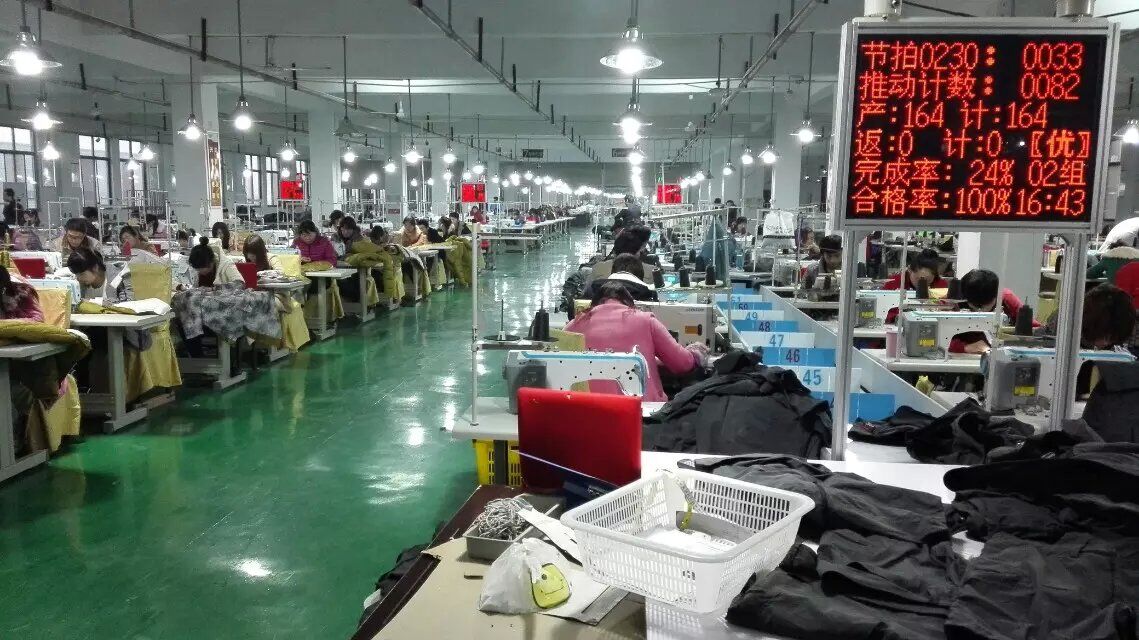 供應(yīng)服裝流水線*電動履帶流水線 服裝流水線 服裝生履帶流水線