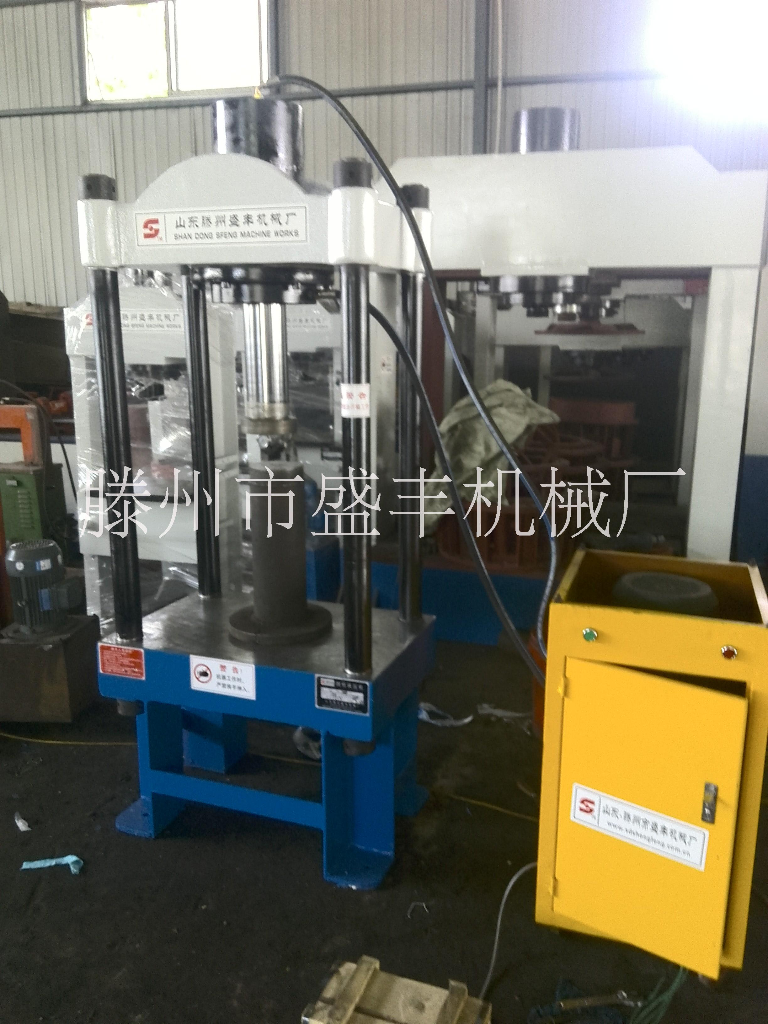 廠家供應(yīng)160噸四柱二梁液壓機(jī) 小型四柱油壓機(jī) 按需定制壓力機(jī)