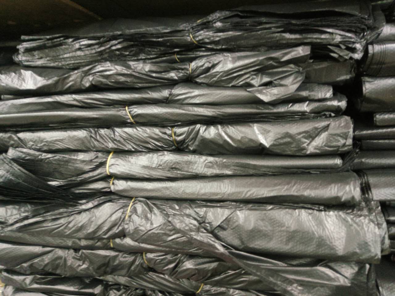 東莞小號平口黑色垃圾袋廠價(jià)批發(fā)