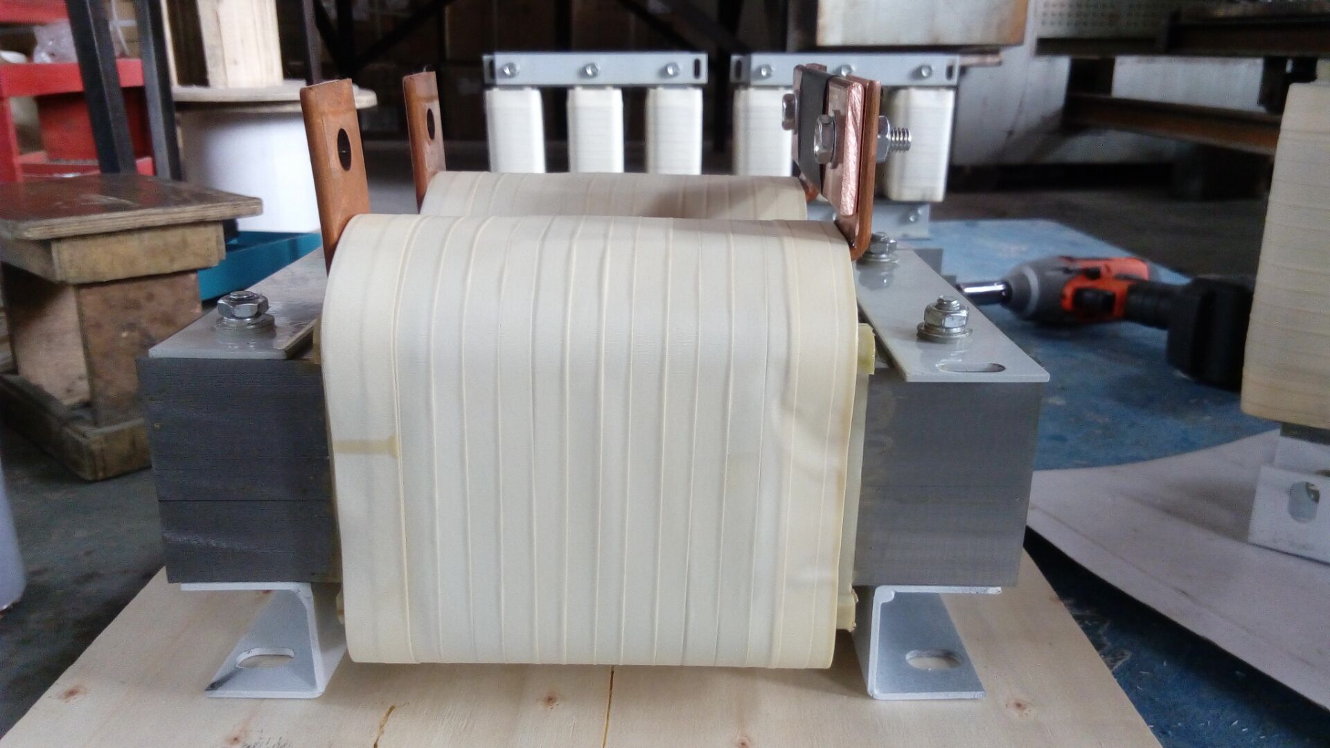 變頻器用輸出電抗器OKSG400