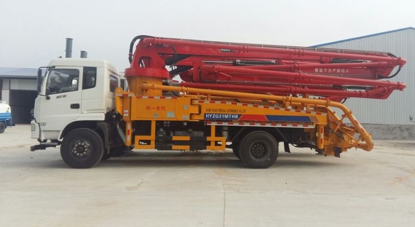 國內(nèi)*35米小型混凝土泵車