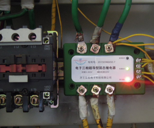 新型交直流兩用且控制電壓3-450V的25KW功率的三相固態(tài)繼電器，安裝無需散熱器 25KW功率的三相固態(tài)繼電器