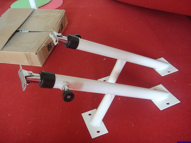 兒童舞蹈教室舞動把桿,