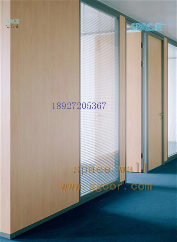 專業(yè)承接辦公玻璃隔斷成品工程