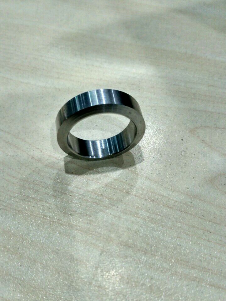 化肥廠用透鏡墊 不銹鋼透鏡墊DN50PN32MPA  化工透鏡墊專業(yè)生產(chǎn)廠家