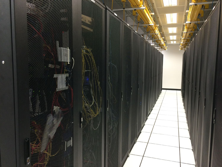 中低端服務(wù)器求購(gòu)，年底沖量滿柜驚喜