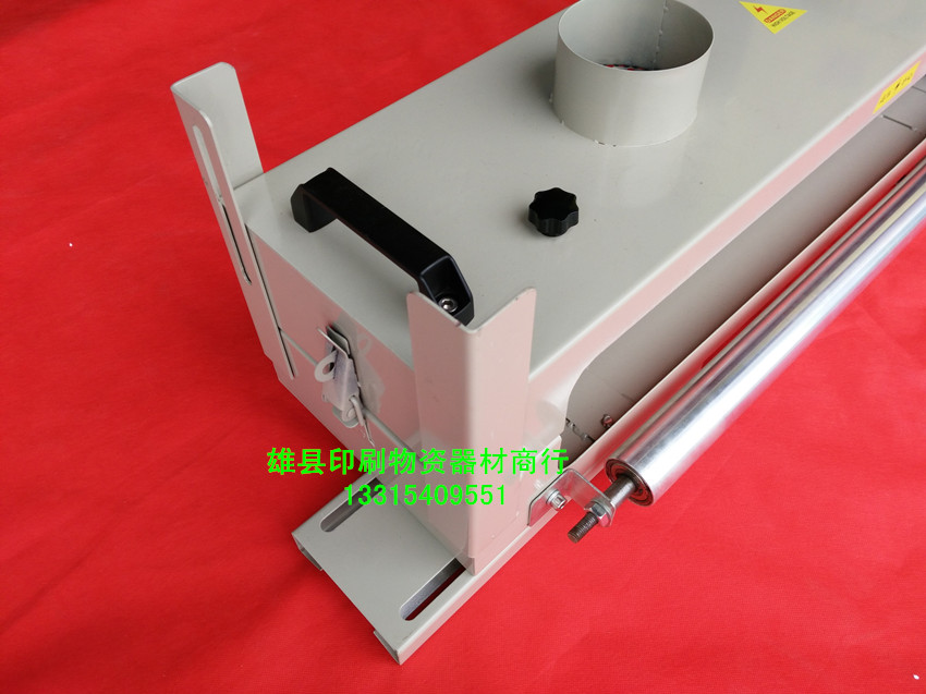 電暈處理架，河北封閉式電暈機(jī)放電架，吹膜機(jī)電暈放電架，薄膜電暈架價格