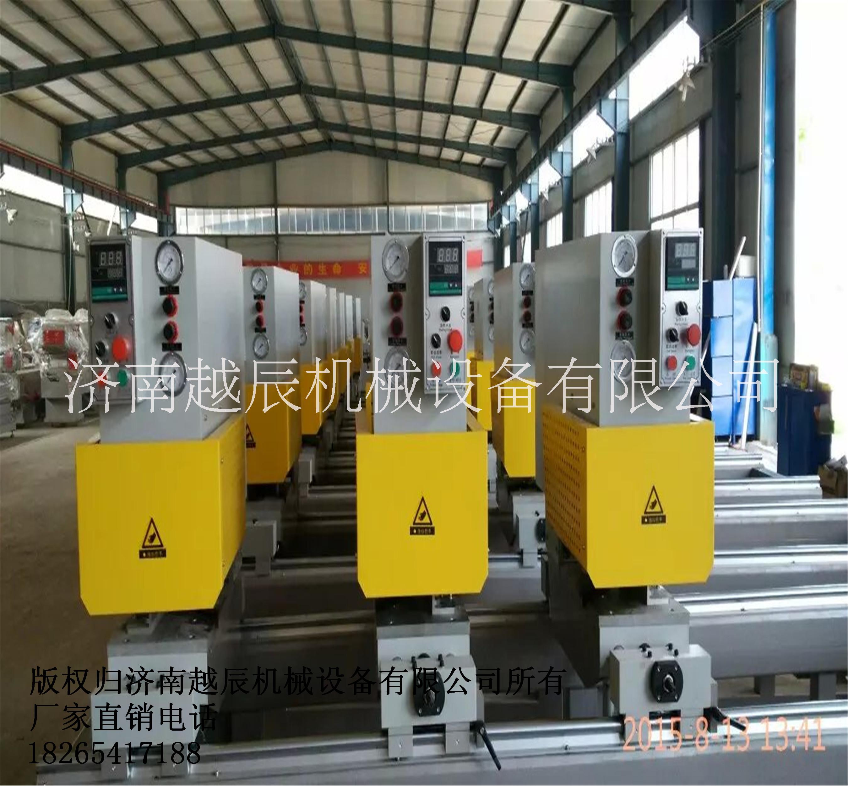 廠家供應(yīng) 數(shù)控雙頭精密鋸，一臺(tái)雙頭精密鋸價(jià)格，廠家供應(yīng)全套的斷橋鋁門窗設(shè)備，供應(yīng)門窗設(shè)備的廠家有哪些