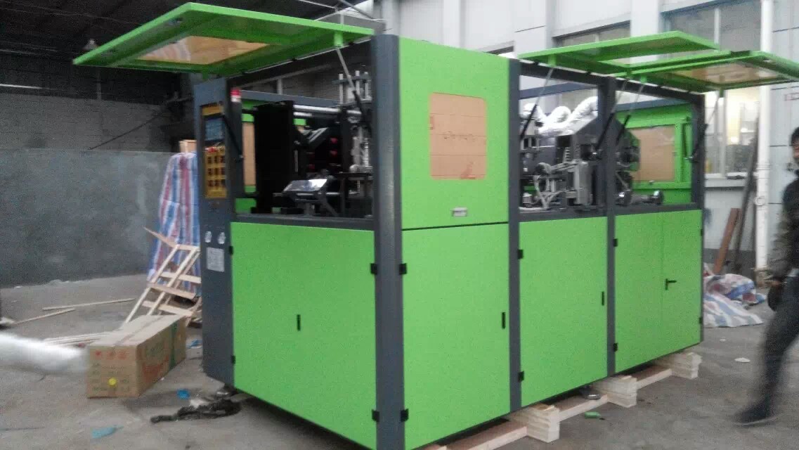 供應(yīng)手插式易拉罐|廣口瓶|手插式化妝品瓶自動吹瓶機(jī)