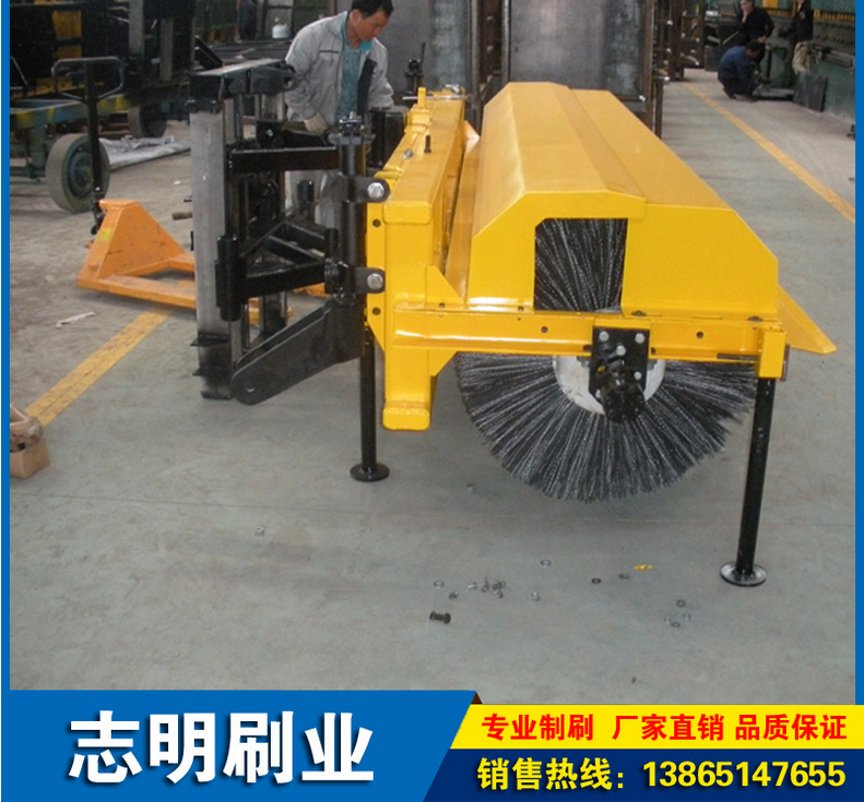廠家直銷尼龍絲掃雪毛刷 環(huán)衛(wèi)掃雪車毛刷 道路清掃掃雪刷