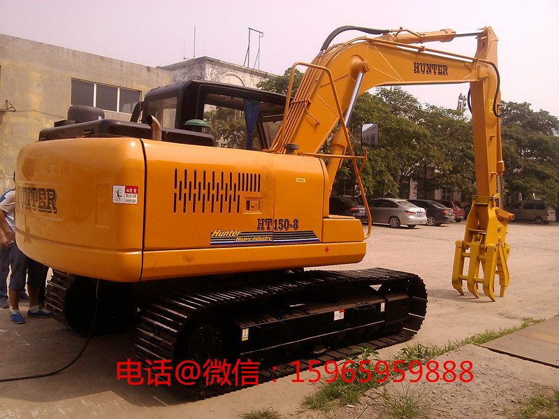 2016廠家直銷(xiāo)新型抓鐵機(jī)，抓鋼機(jī)，抓廢鐵的機(jī)型，客戶(hù)最喜愛(ài)的