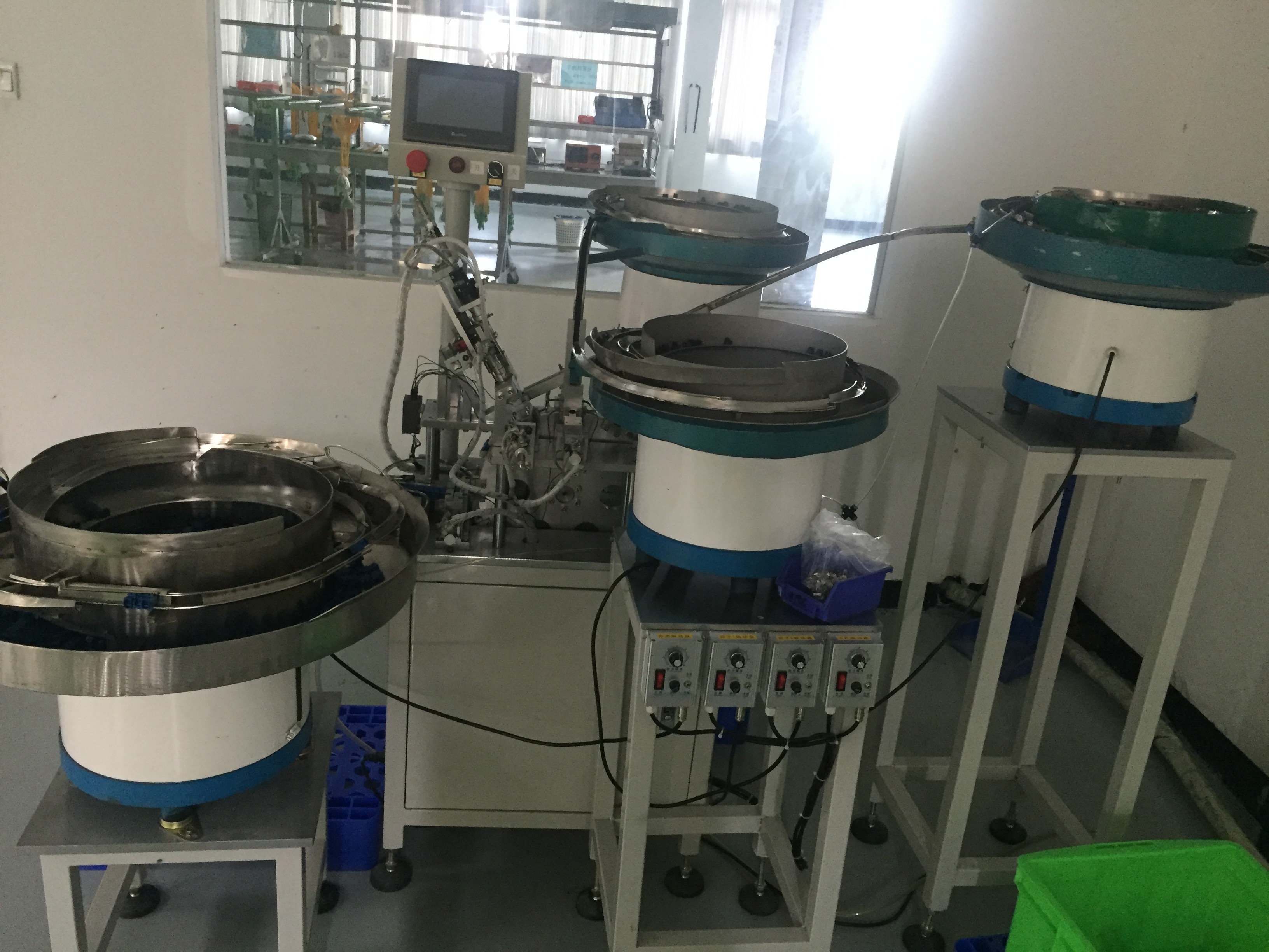 SC光纖適配器全自動(dòng)裝配機(jī)