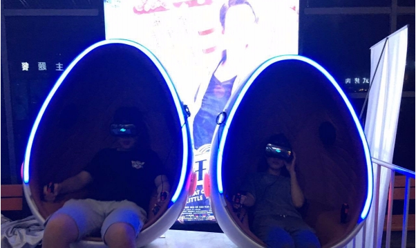 雙層觀光敞篷巴士出租科技主題展VR設(shè)備出租廠家