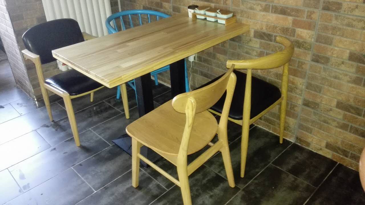 陜西鑫富源酒吧桌,椅子批發(fā)