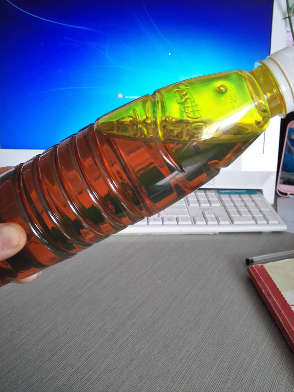 供應(yīng)橡膠軟化劑 供應(yīng)優(yōu)質(zhì)輸送帶*橡膠軟化劑