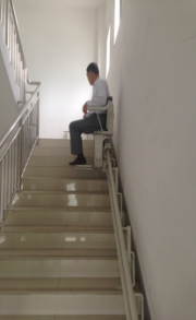 斜掛式無(wú)障礙升降機(jī) 斜掛式無(wú)障礙升降機(jī)廠家 供應(yīng)斜掛式無(wú)障礙升降機(jī) 斜掛式無(wú)障礙升降機(jī)價(jià)格