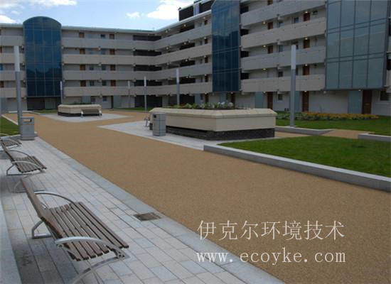 伊克爾固化土新型材料應用于學校路面