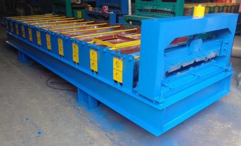 瑞發(fā)壓瓦機(jī)860彩鋼壓型設(shè)備