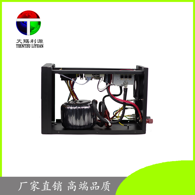 專業(yè)生產(chǎn)供應(yīng)750W 純正弦波逆逆變器 車載逆變器 大量批發(fā)