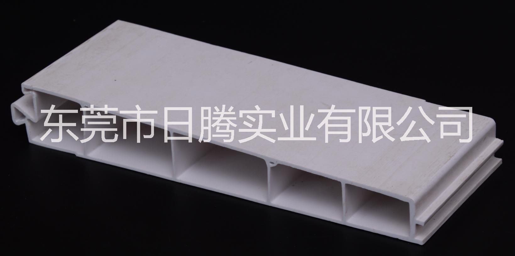 塑膠異型材,日騰供應(yīng)優(yōu)質(zhì)產(chǎn)品,服務(wù)保障 塑膠擠型材