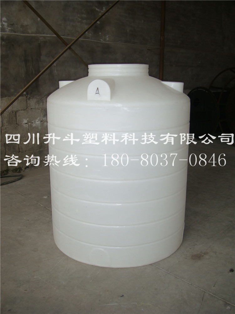 阿壩州農(nóng)田灌溉水桶2噸 大量生產(chǎn)