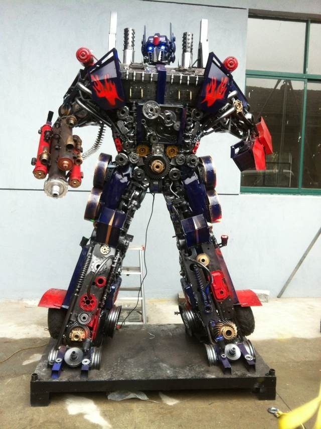 出租出售變形金剛有大型和小些的