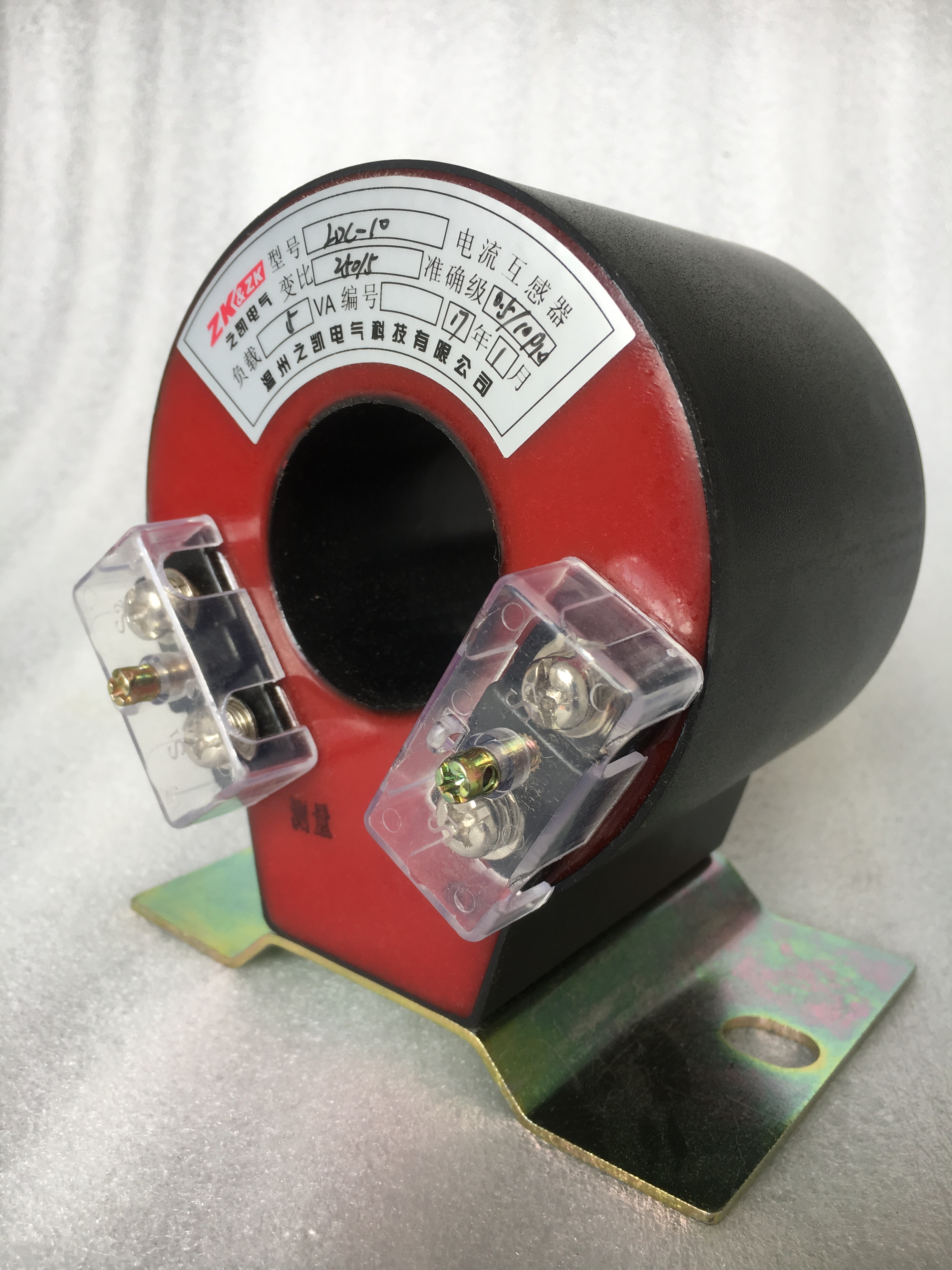 LMZC-10廠家直銷之凱穿心套管式電流互感器