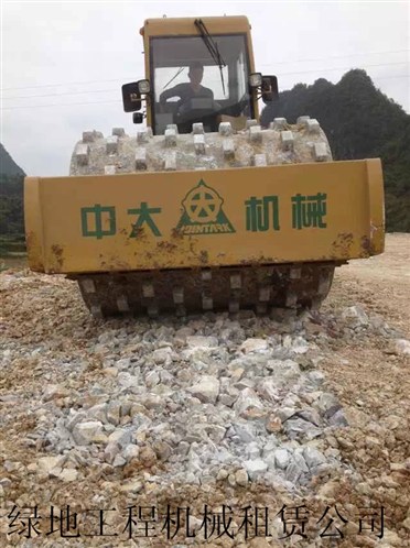 貴州32噸壓路機(jī)出租@貴州32噸壓路機(jī)出租市場@貴州那里32噸壓路機(jī)出租