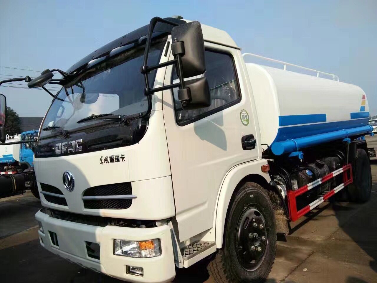 園林綠化車(chē)，灑水車(chē)，噴灑車(chē)