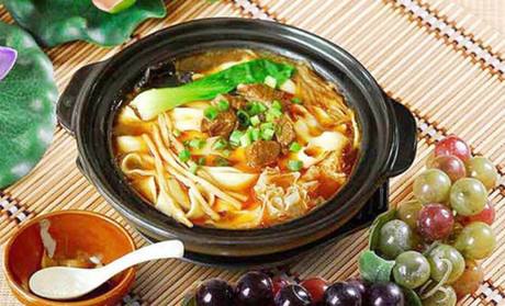 洛陽(yáng)砂鍋面學(xué)習(xí) 砂鍋面技術(shù)制作 洛陽(yáng)小吃培訓(xùn) 砂鍋面