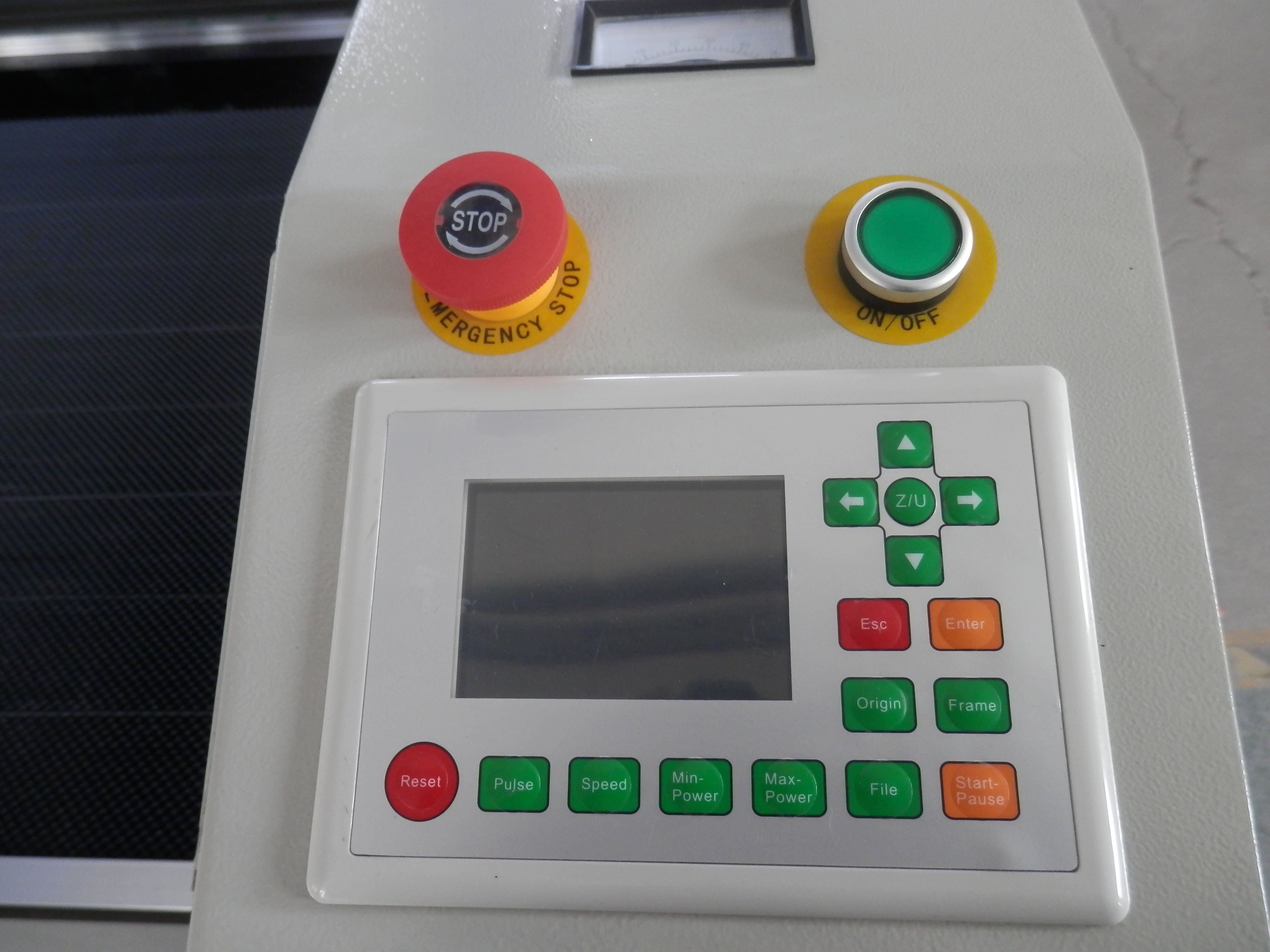 供應(yīng)避光墊激光下料機，全自動數(shù)控激光裁剪機，山東避光墊激光下料機廠家