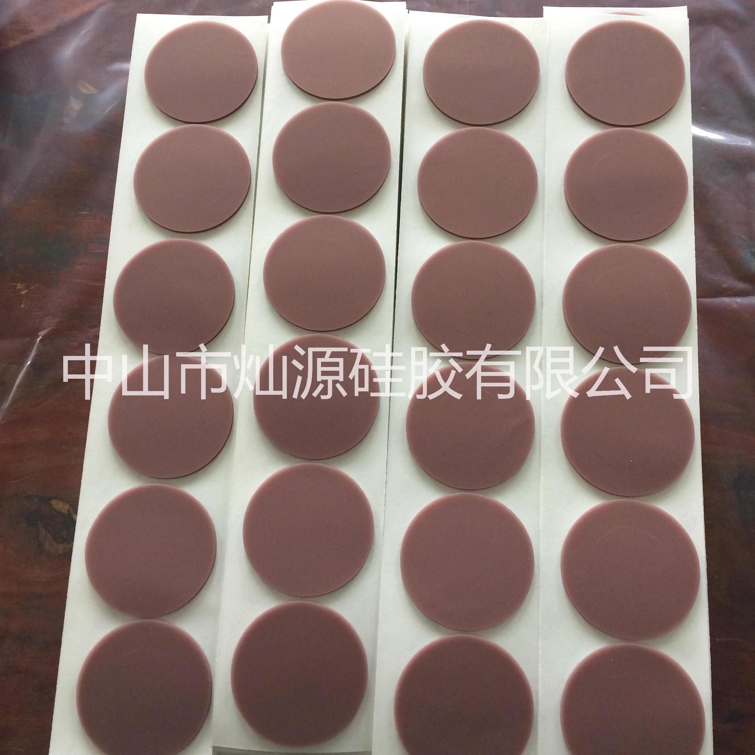 中山燦源硅膠廠銷售3M透明硅膠墊  中山透明硅膠墊 透明硅膠墊供應(yīng)