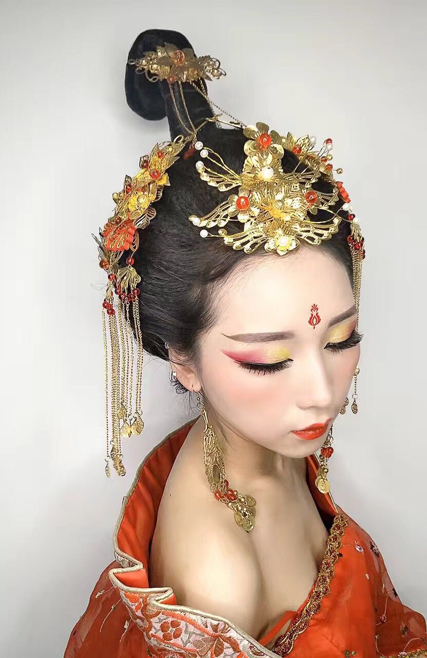 大同化妝學(xué)校，大同化妝學(xué)校價格，學(xué)手藝來小樂