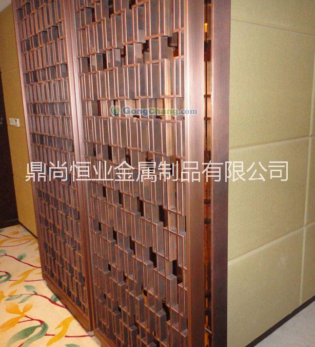 定做廠家香檳金不銹鋼屏風(fēng)