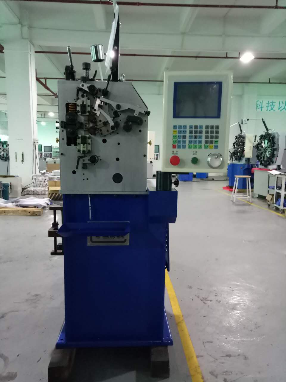 東莞彈簧機(jī)