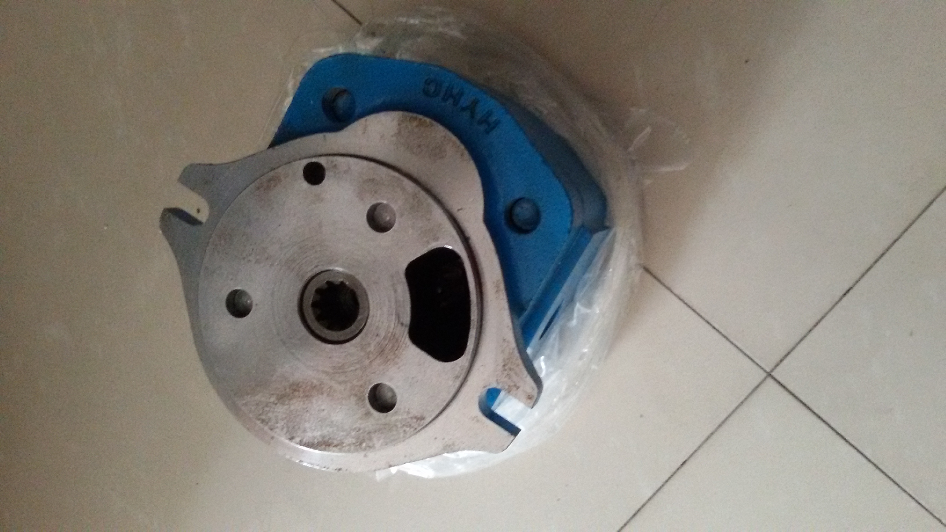 供應(yīng)VOLVO齒輪泵高壓柱塞泵代替原裝洋馬75/80齒輪泵先導(dǎo)泵