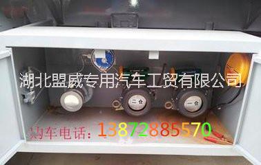 廠家大售銷全新二手5-8噸江淮油 售銷全新二手5-8噸江淮油罐車