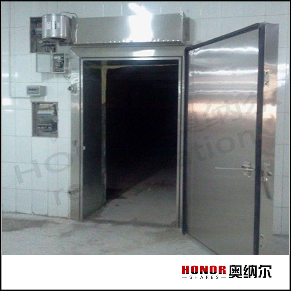 聚氨酯冷庫平開門 冷庫平開門生產(chǎn)