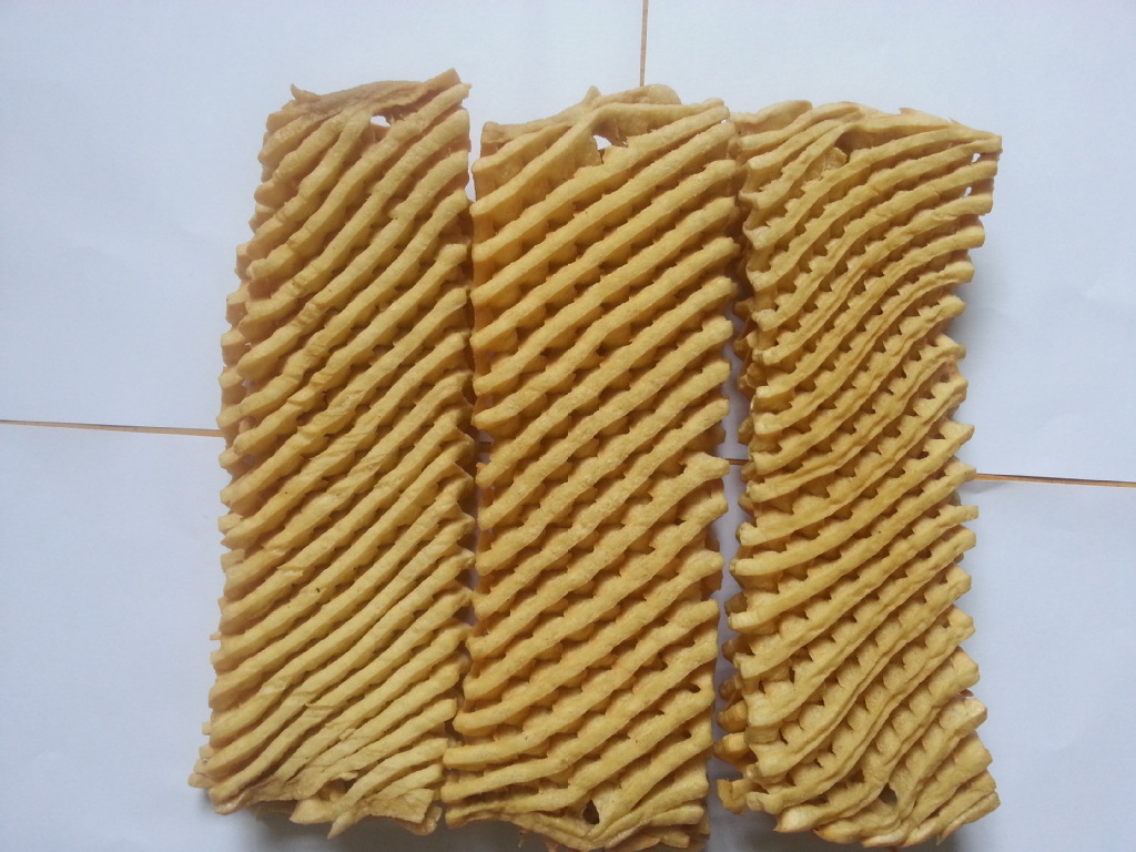 徐州豆腐串廠家長期銷售蘭花干豆腐串豆制品花干子麻辣燙火鍋豆腐串