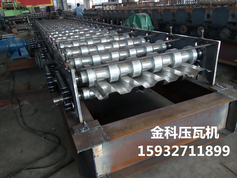 金科汽車廂板設(shè)備,集裝箱板設(shè)備板型,車廂板生產(chǎn)廠家