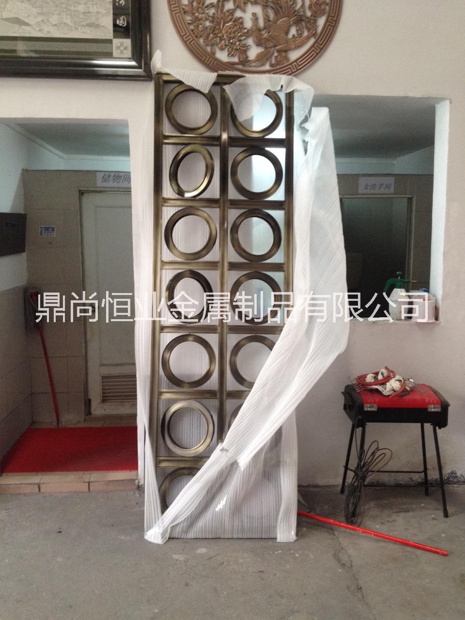 不銹鋼花格 鏤空精致不銹鋼屏風(fēng)