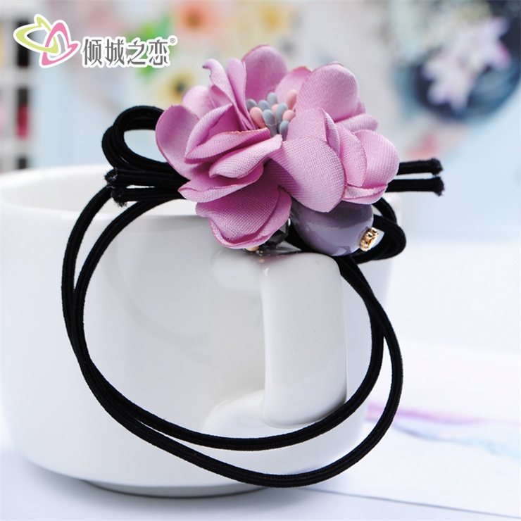 浙江晶莎飾品女生扎頭發(fā)時(shí)尚布藝花朵少女發(fā)圈-廠家直銷