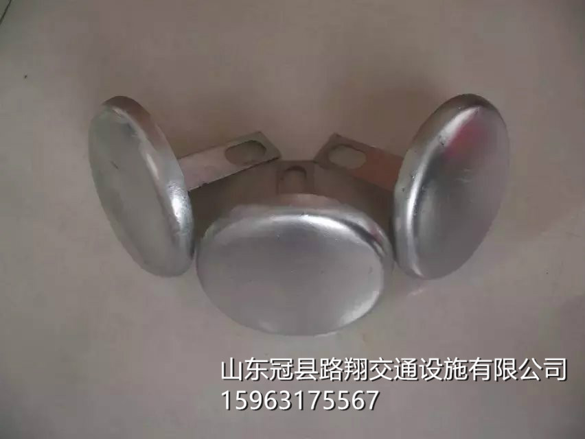 高速護欄板與波形護欄板的區(qū)別