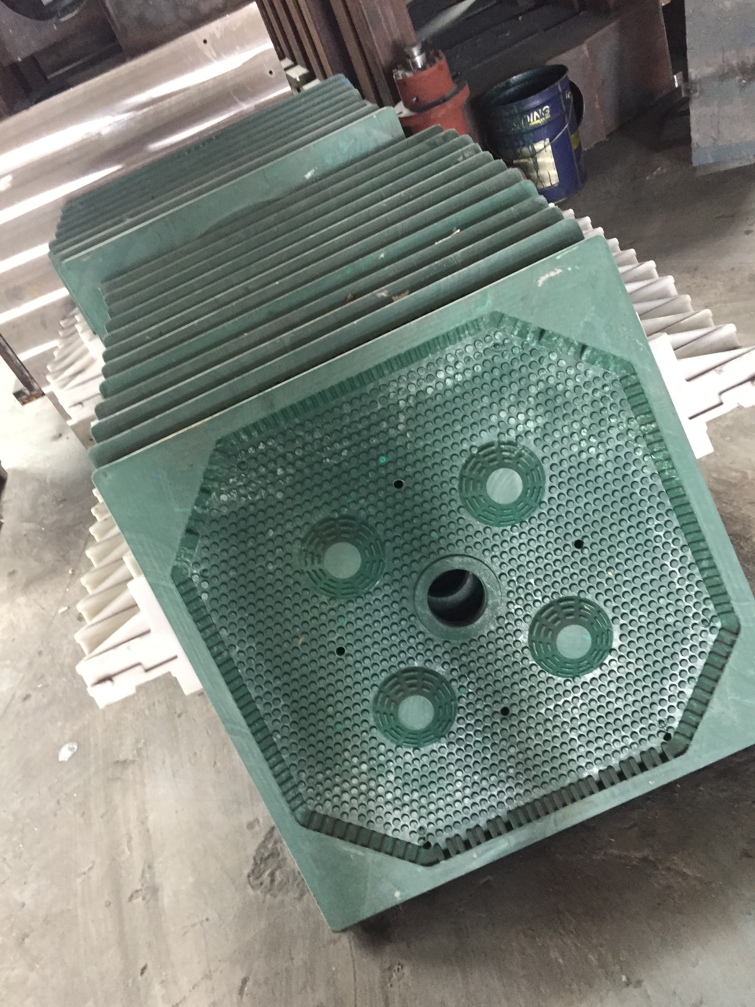 廠家直銷(xiāo)增強(qiáng)聚丙烯*過(guò)濾濾板 浙江增強(qiáng)聚丙烯*過(guò)濾濾板星廣