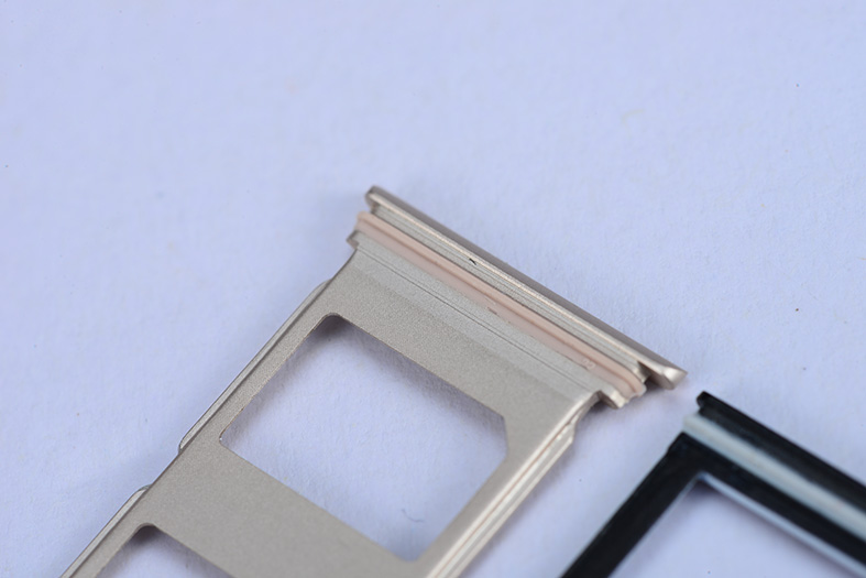 【盈泰硅膠】智能*托包膠精密 金屬硅膠 液態(tài)硅膠制品