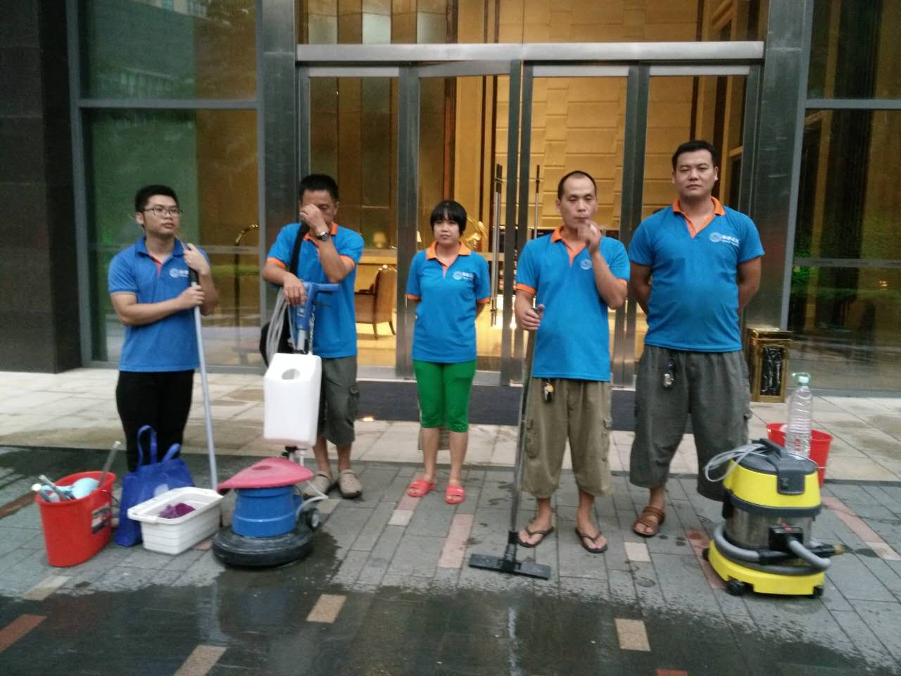 東莞家庭保潔 東莞家庭保潔服務(wù)聯(lián)系電話 東莞家庭保潔哪家好
